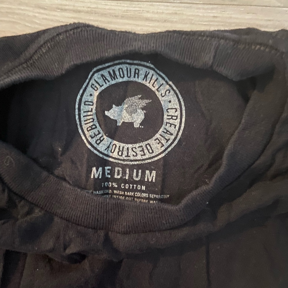 Graphic tee - Picture 4 of 4